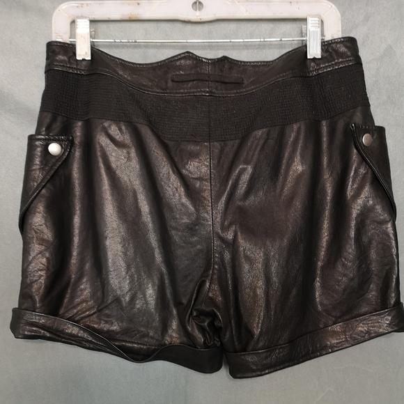 Vintage Yigal Azrouel Black Quilted Leather  Seasonless Bikercore Shorts - Picture 12 of 12
